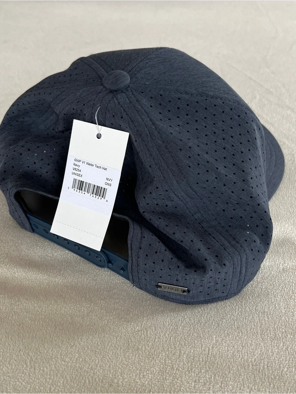 VUORI V1 Water Tech Hat Navy Unisex NWT